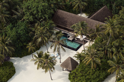 Grand Beach Villa with Pool